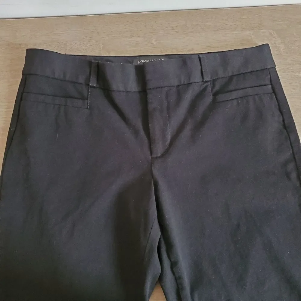 Banana Republic Black Sloan Cropped Pants Size 6